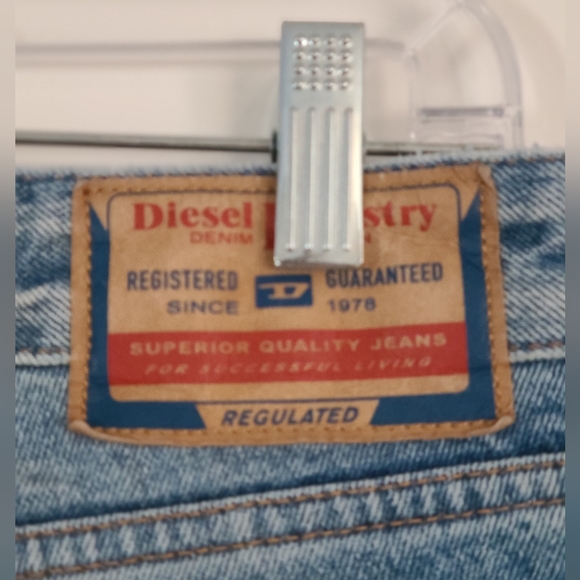 Diesel 1969  Blue Flare Women's Jeans - Picture 3 of 5